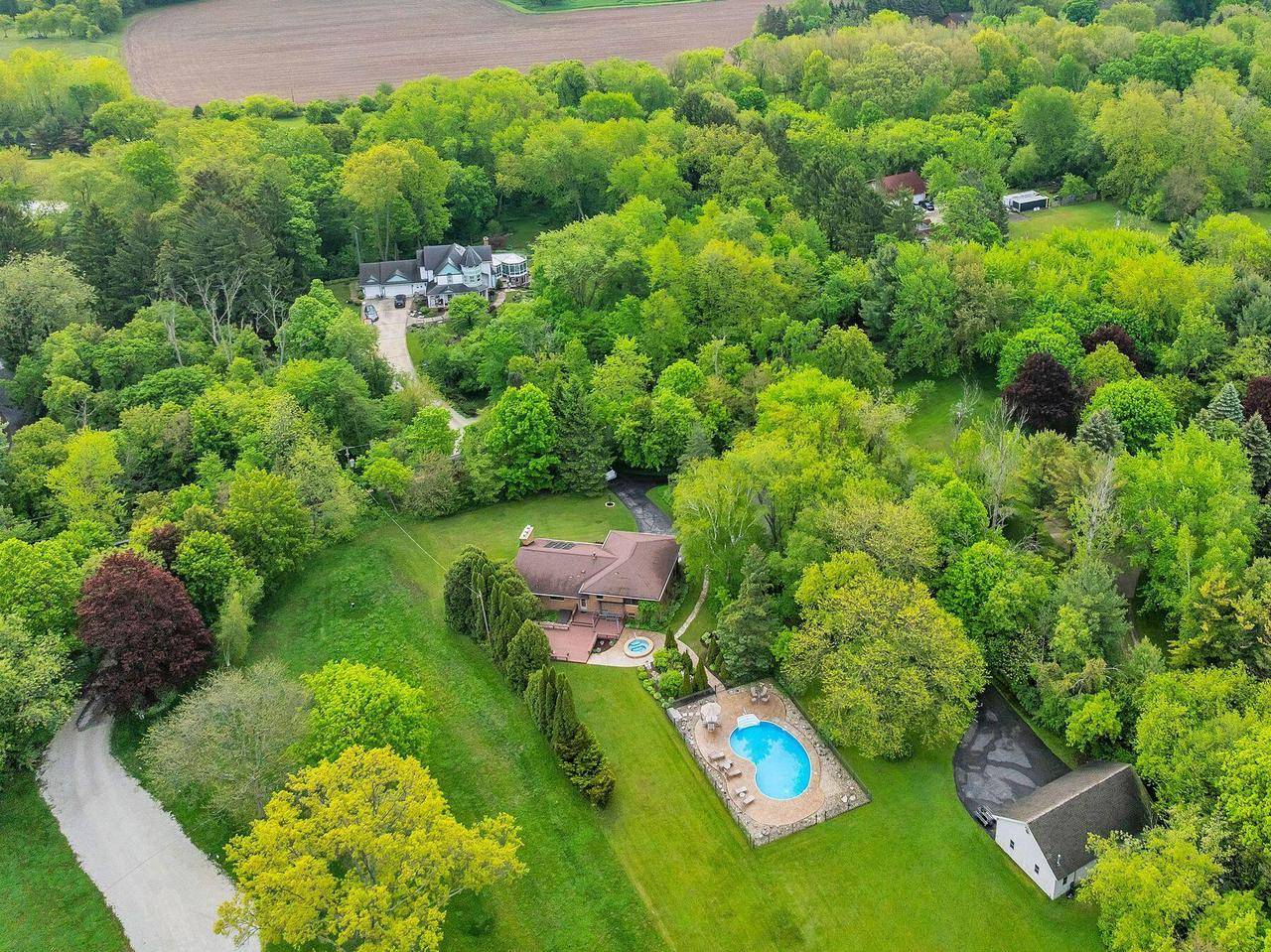 Racine, WI 53403-9620,250 13th AVENUE
