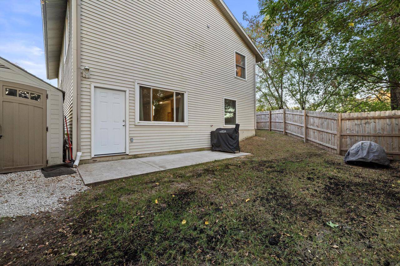 Twin Lakes, WI 53181,940 Rhyners LANE