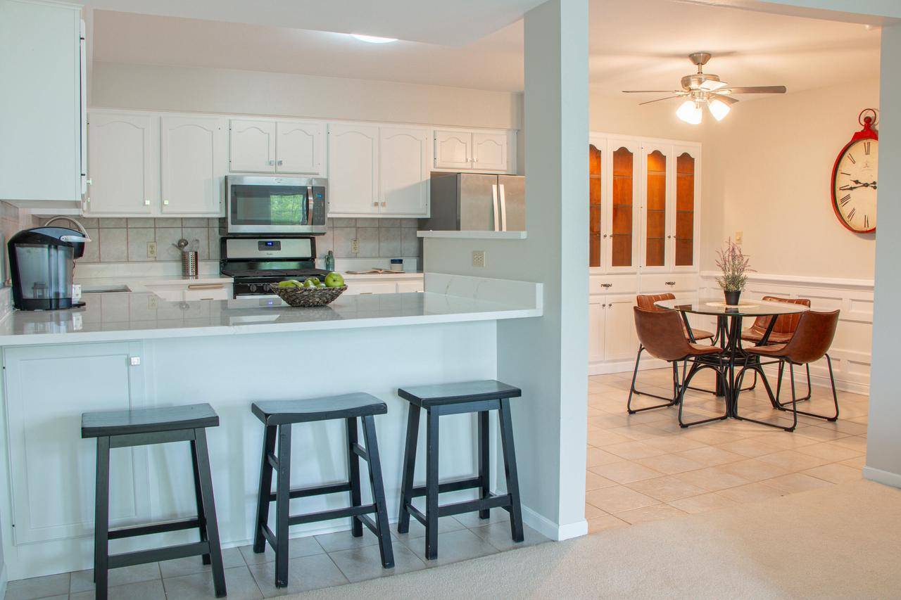 Port Washington, WI 53074-1175,1904 Parknoll LANE