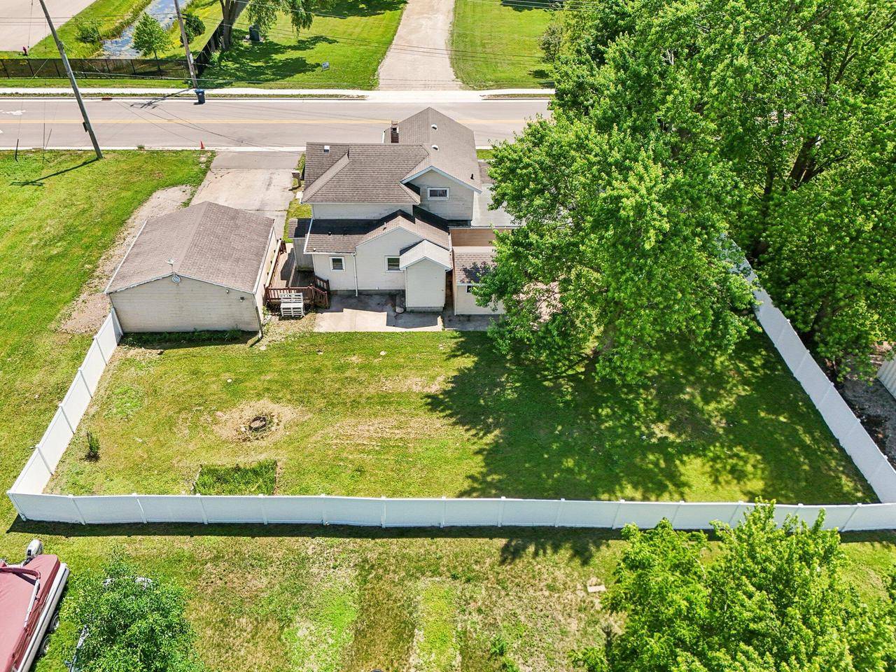 Elkhorn, WI 53121,308 E Centralia STREET