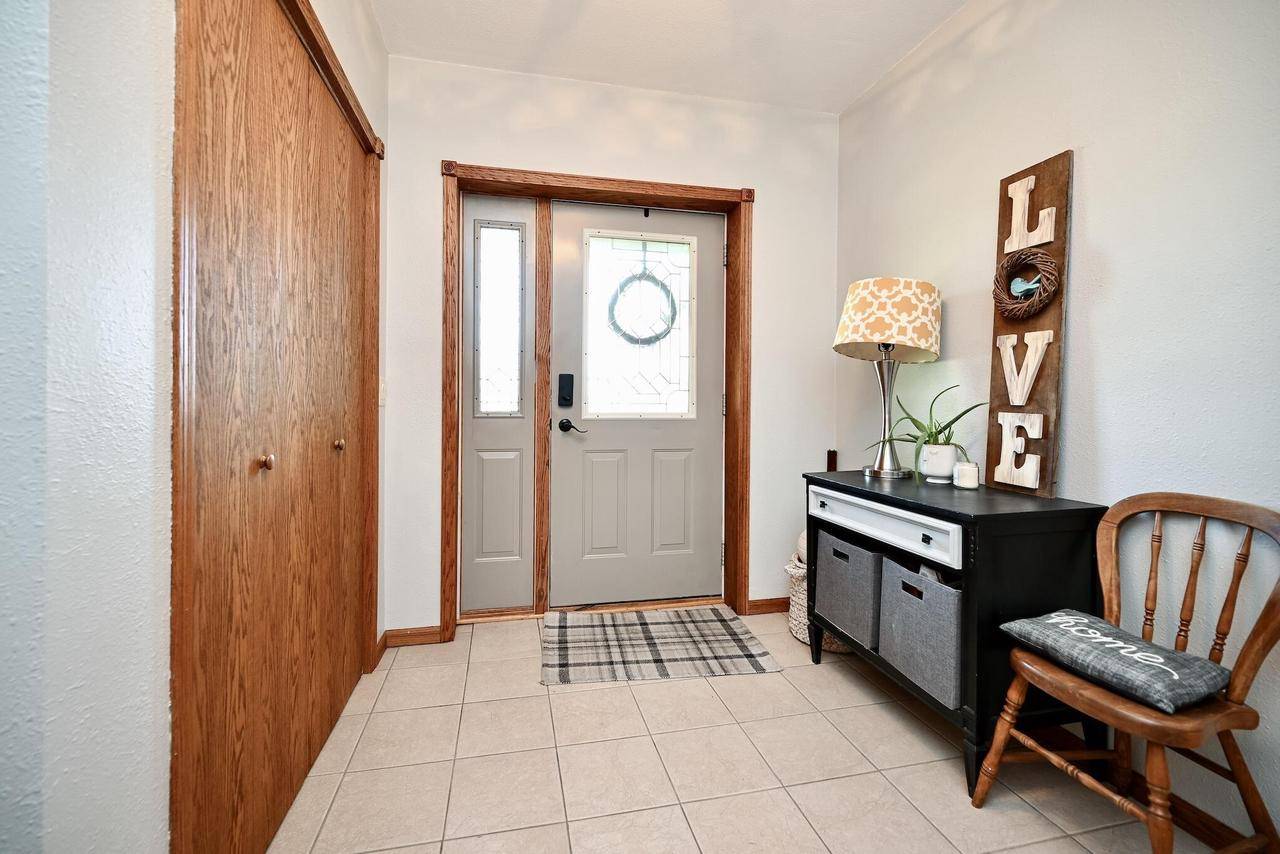 Lewiston, MN 55952,17 Williams STREET