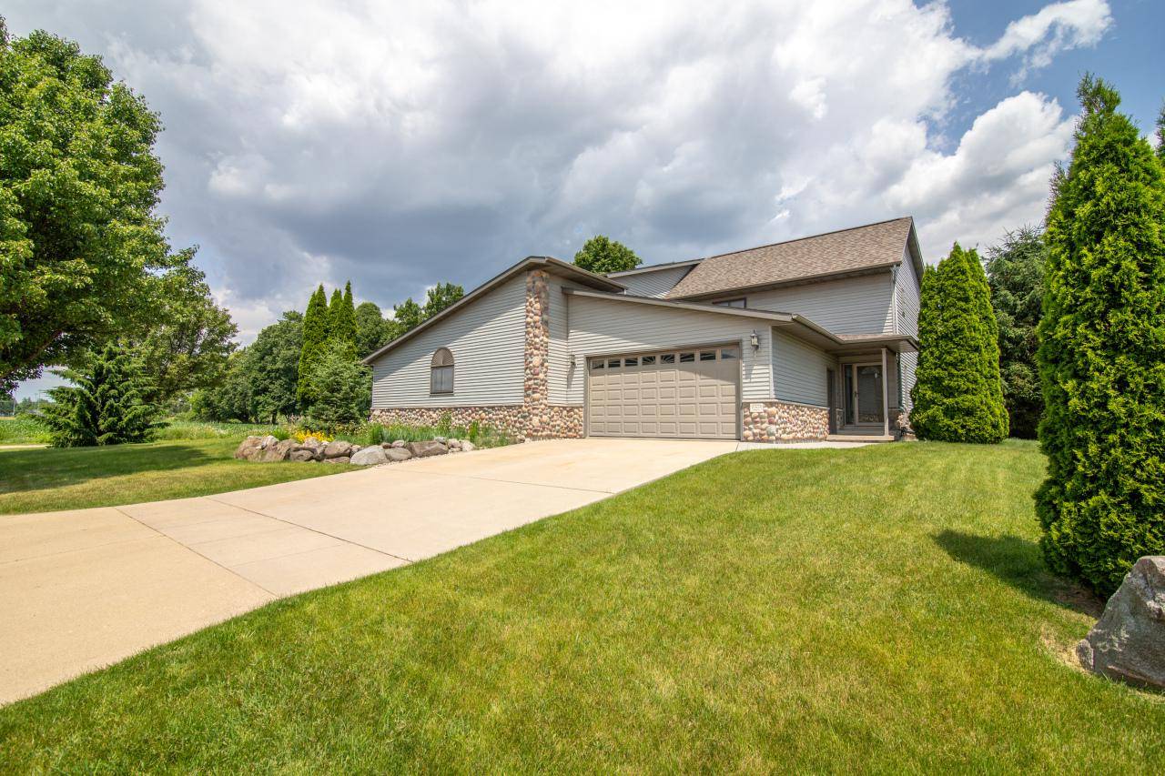 Watertown, WI 53098-1121,707 N Votech DRIVE #709