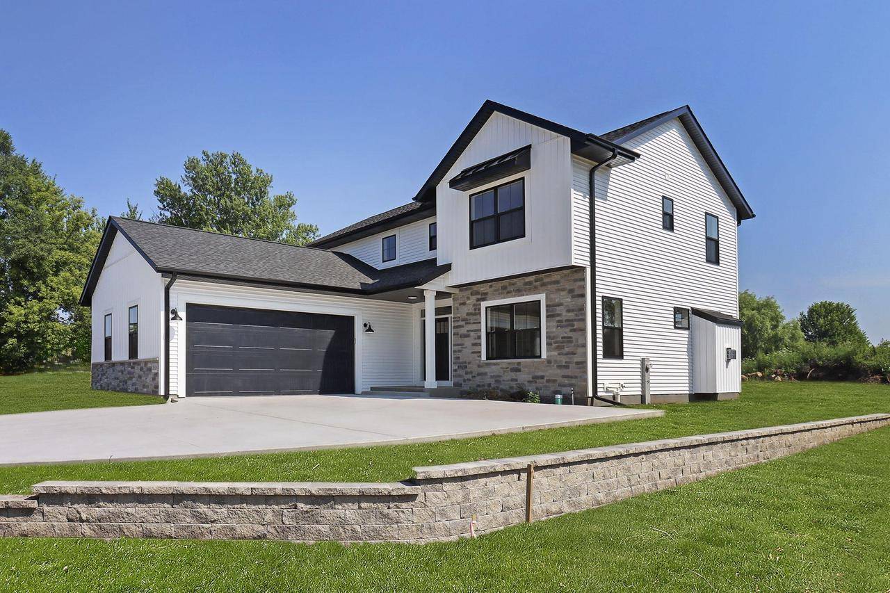 Kenosha, WI 53142,15525 67th STREET