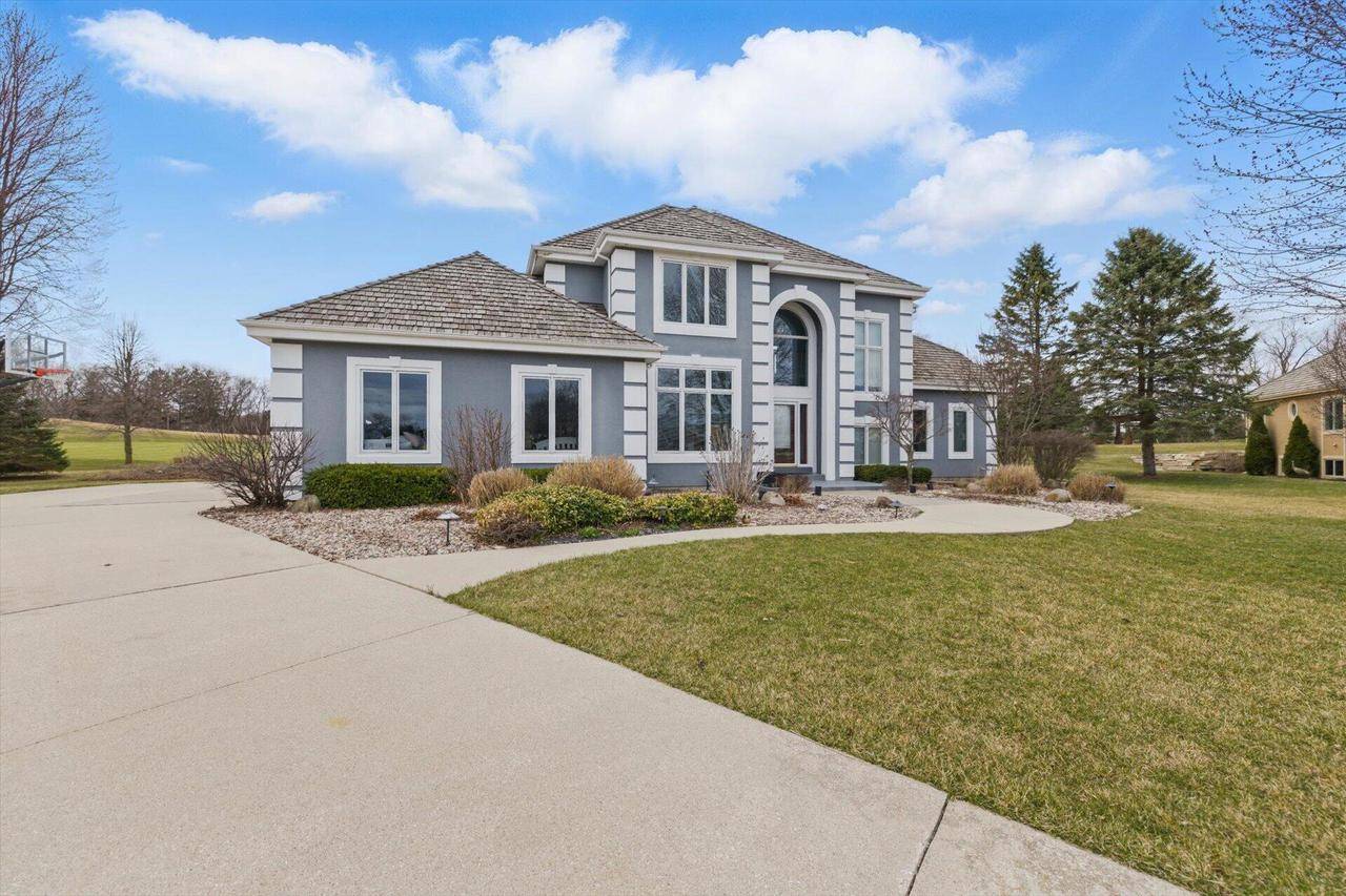 Hartland, WI 53029,1201 E Pineview COURT
