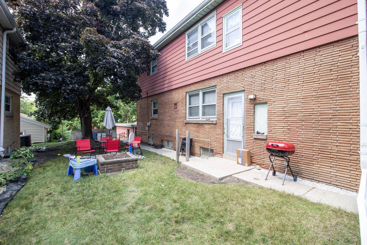 Milwaukee, WI 53222-1311,4111 N 100th STREET #4113