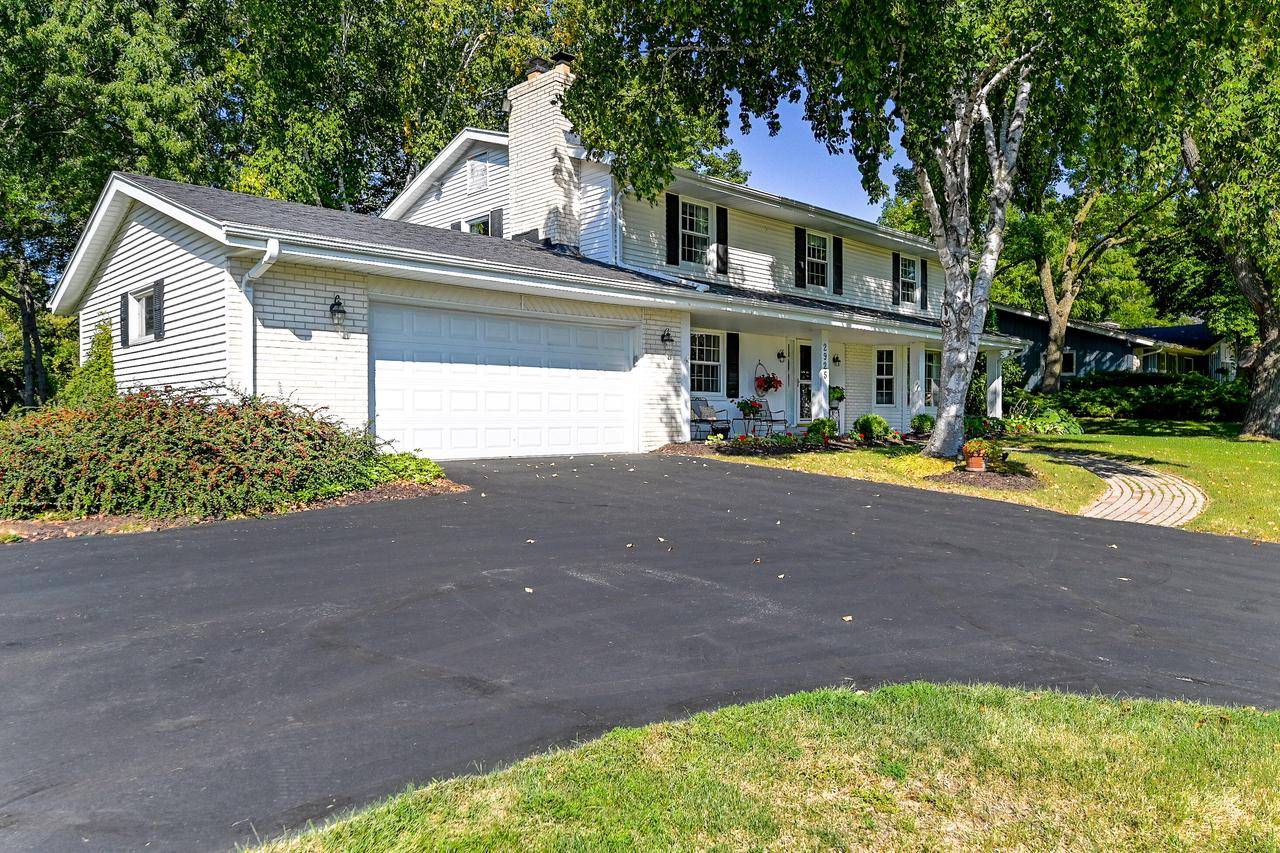 Brookfield, WI 53005-3617,2925 San Gabriel DRIVE