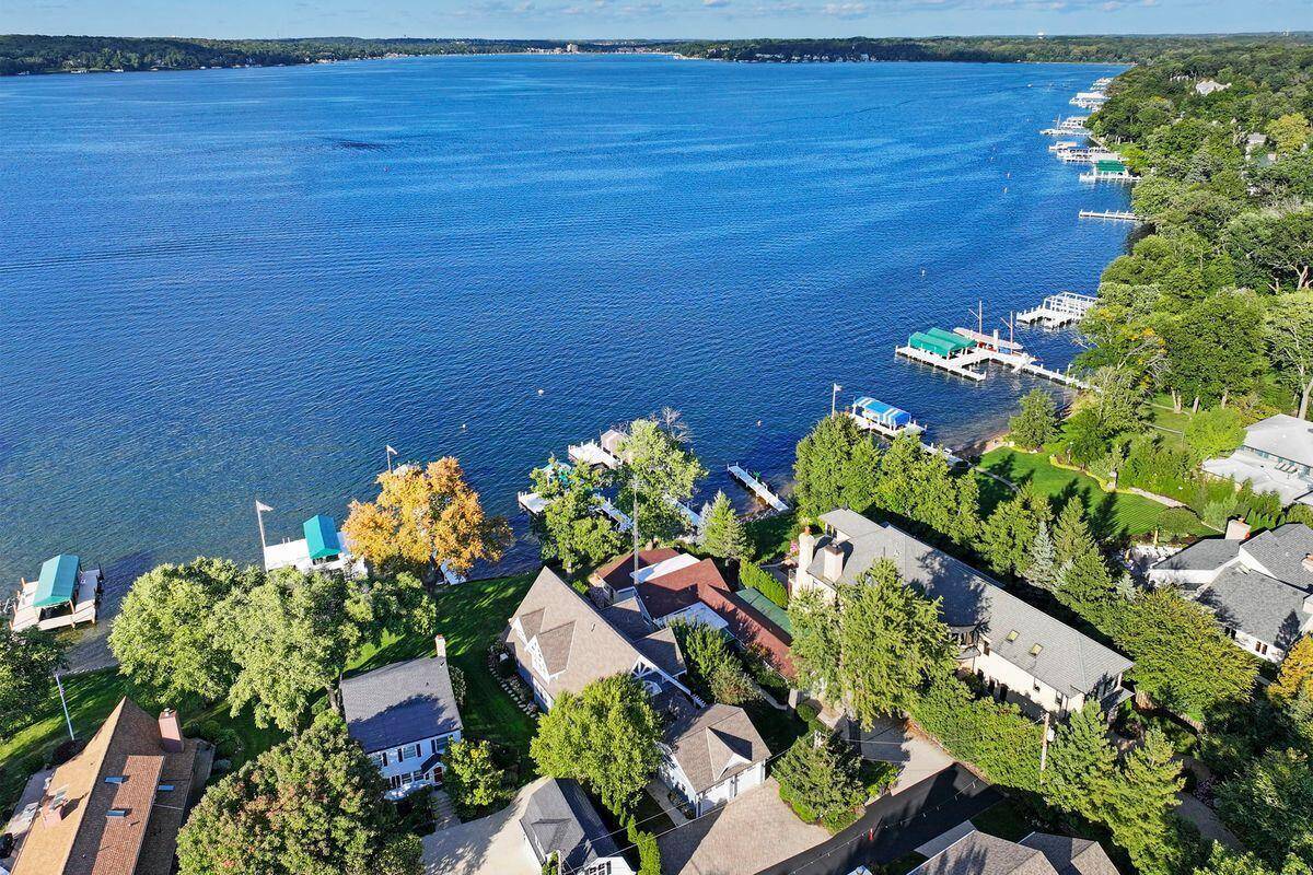 Lake Geneva, WI 53147-4326,W3240 Park DRIVE