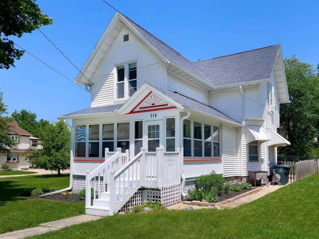 Lake Mills, WI 53551,714 W Madison St