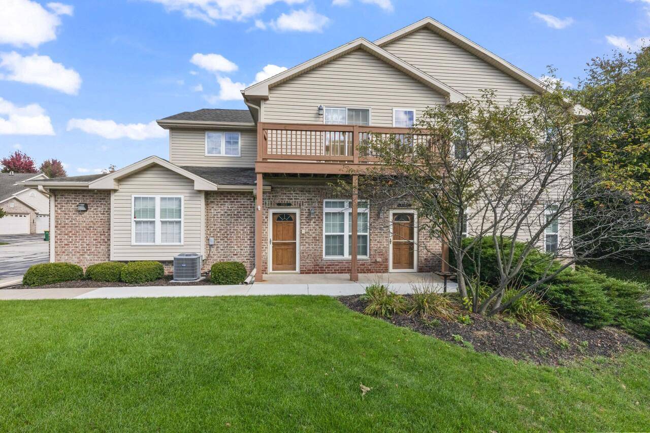 New Berlin, WI 53146-1868,17871 W Radam DRIVE