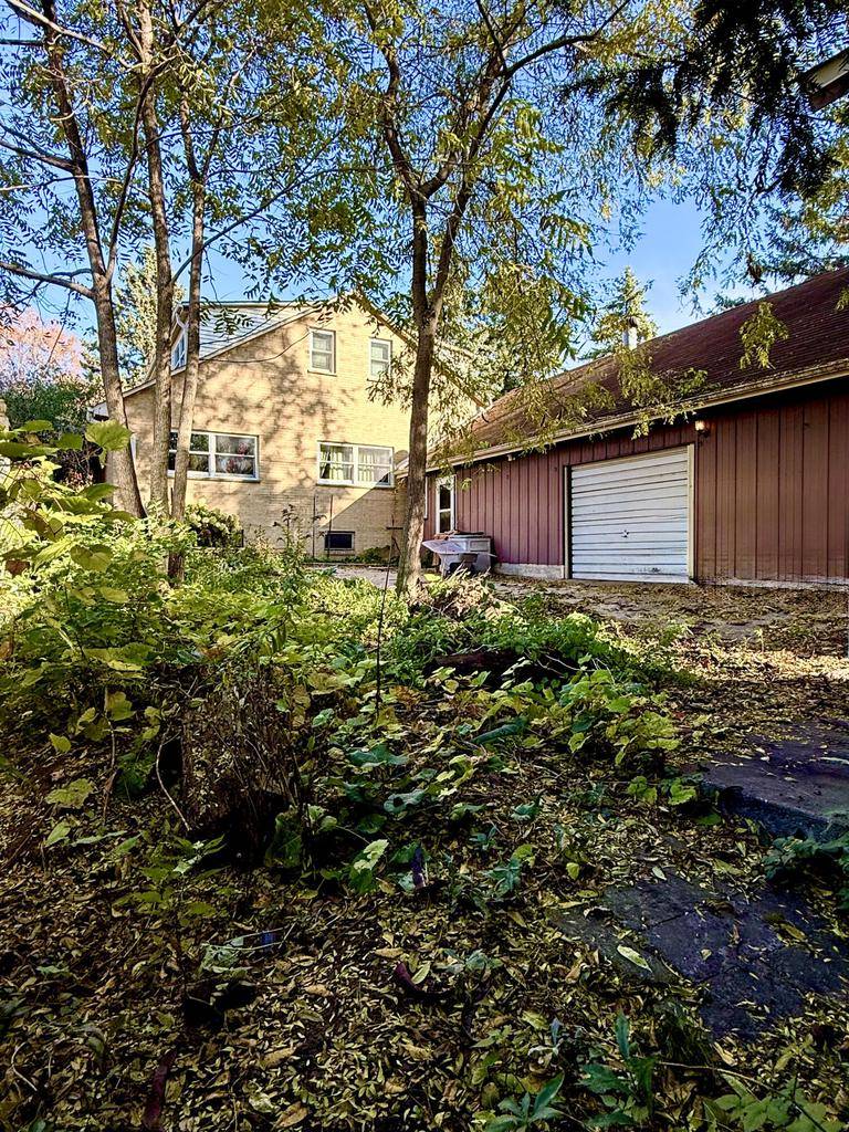 Mount Pleasant, WI 53406-3609,4723 Shirley AVENUE