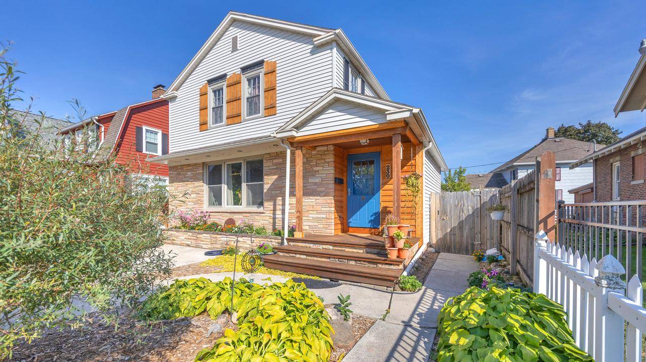 Sheboygan Falls, WI 53085-1516,230 Giddings AVENUE