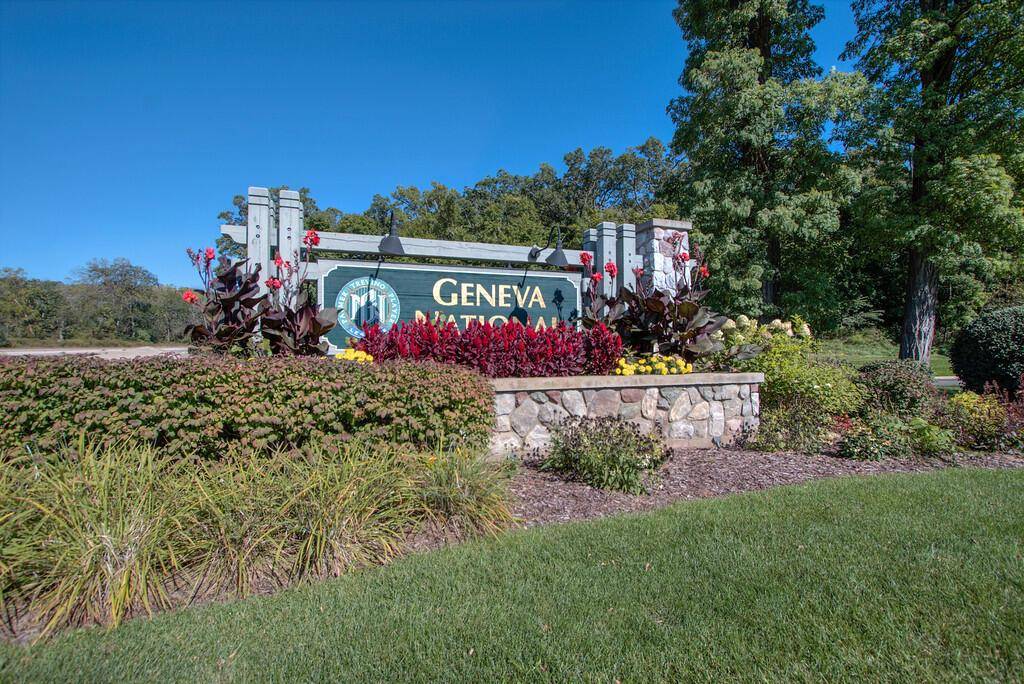 Lake Geneva, WI 53147,345 Foxwood TRAIL #34-09