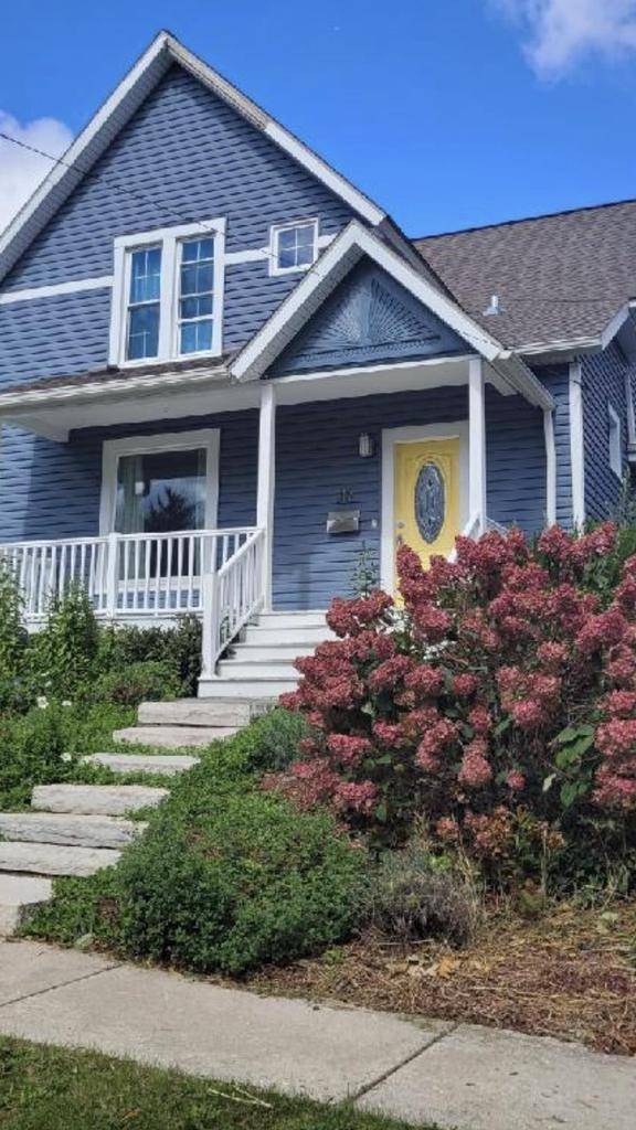 Lake Mills, WI 53551,317 W Prospect St