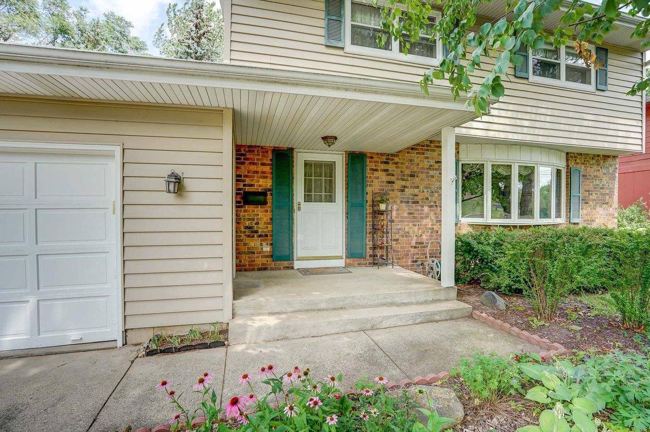 Monona, WI 53716,609 Nichols Rd