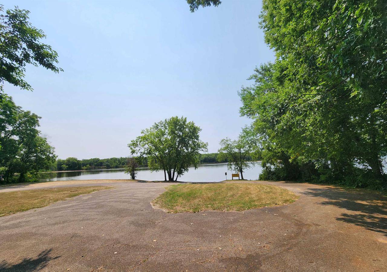 Muscoda, WI 53573,23416 Gingers Drive