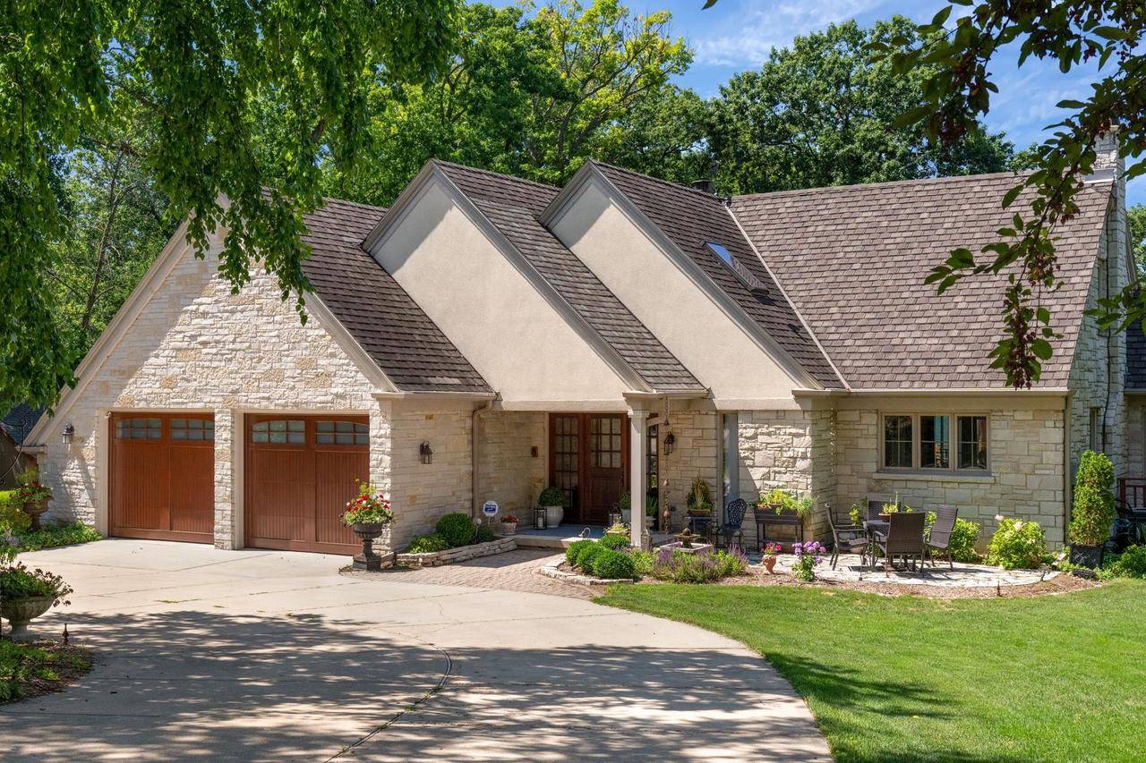 Monona, WI 53716,4907 Tonyawatha Trail