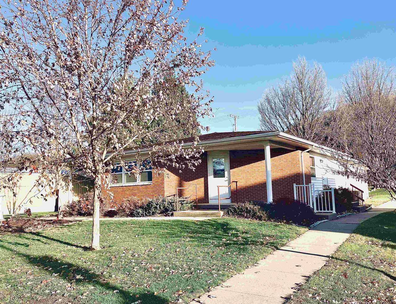 Cassville, WI 53806,201 Amelia Street