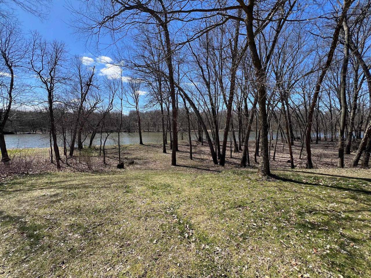 Lone Rock, WI 53556,S12941 Florence Laudon Parkway