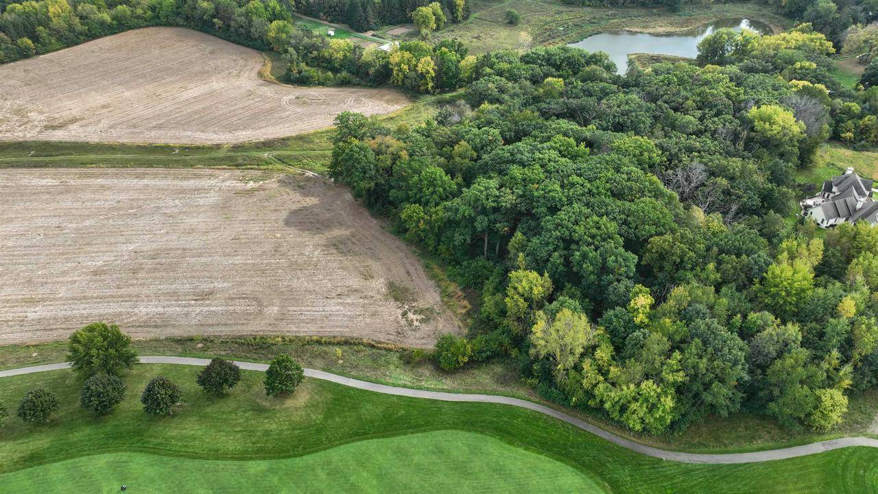 Waunakee, WI 53597-0000,4893 Home Stretch Drive