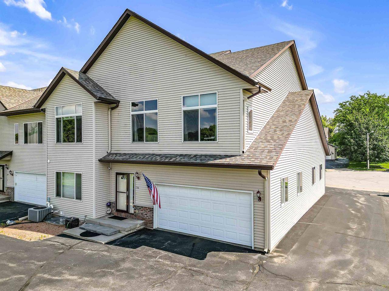 Lake Mills, WI 53551,736 Cherokee Path