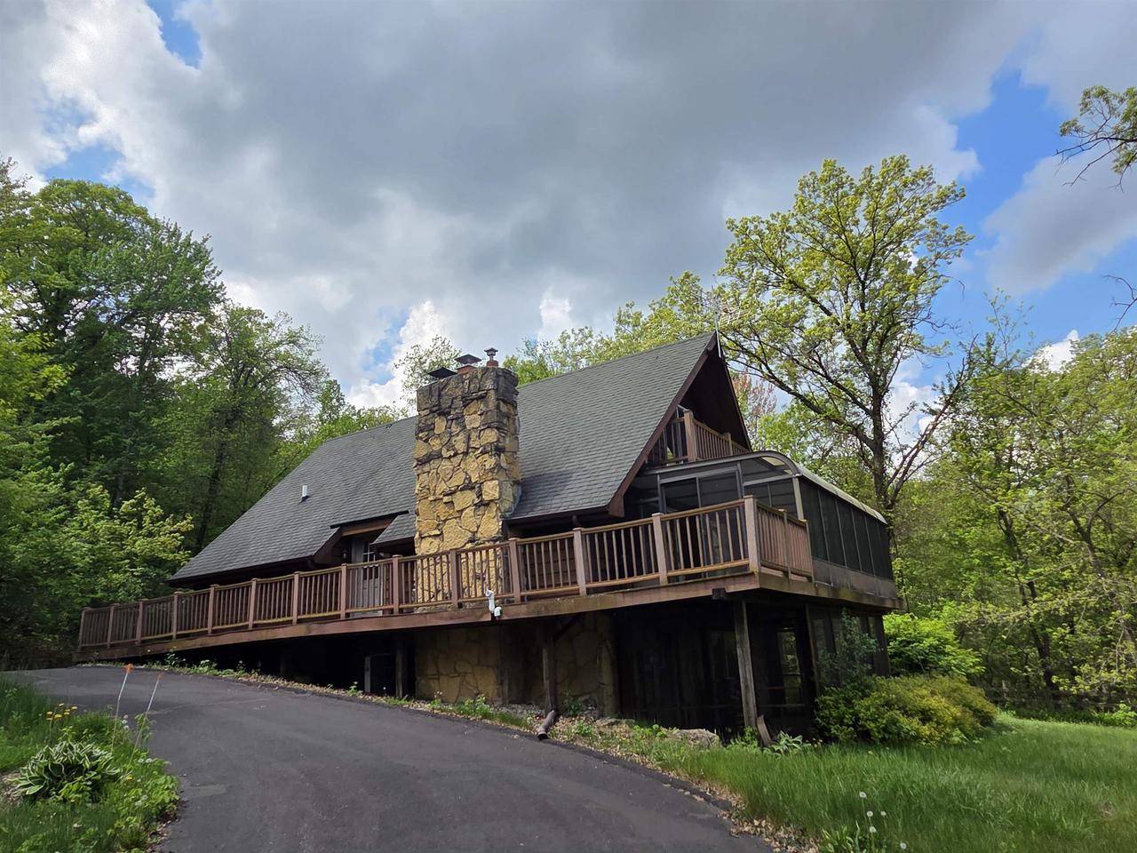 Arena, WI 53503,7409 Timberline Trail