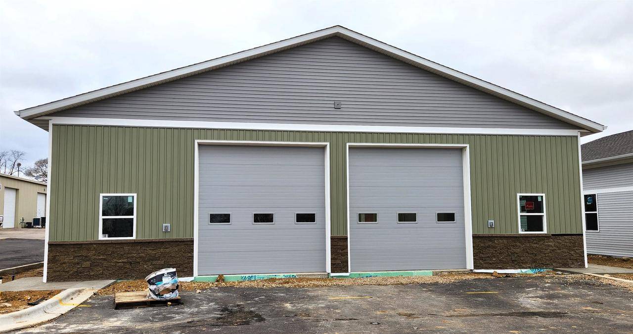 Windsor, WI 53598,6580 Lake Road #112