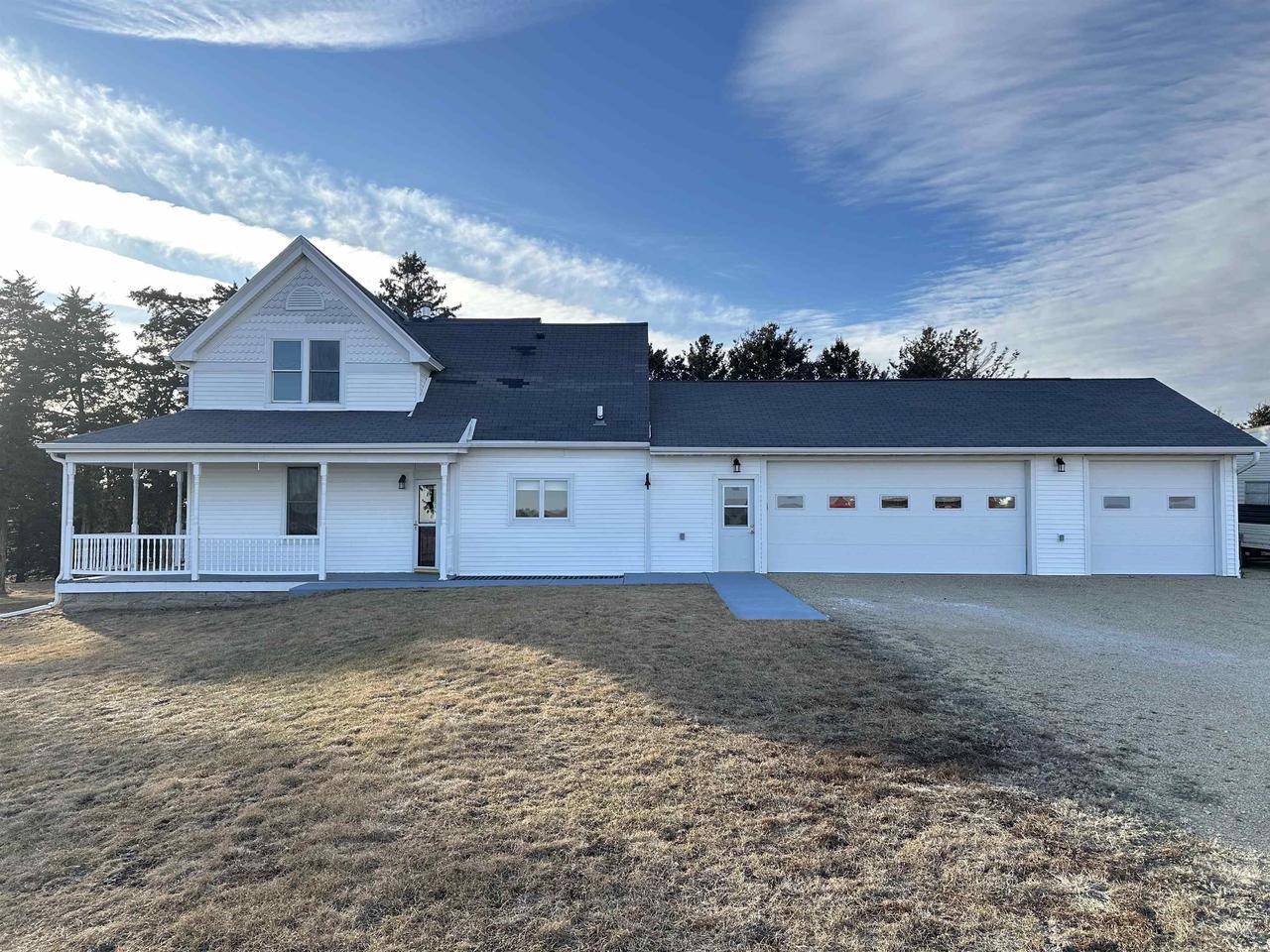Mineral Point, WI 53565,4986 E Pleasant View Road