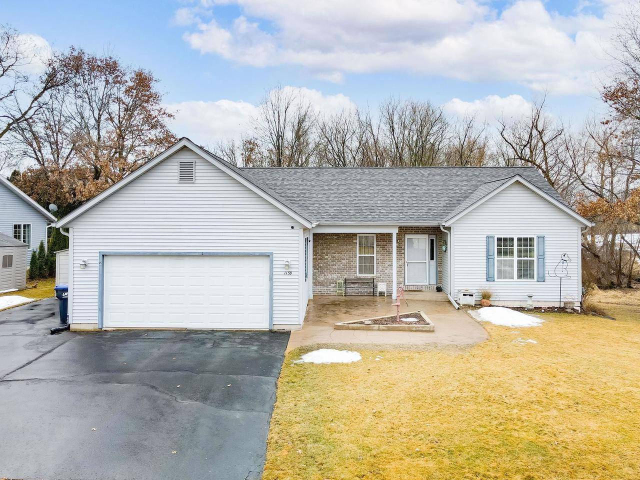 Elkhorn, WI 53121,1159 W Court Street