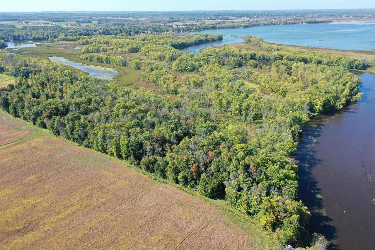Fremont, WI 54940,80 AC +- County Road H