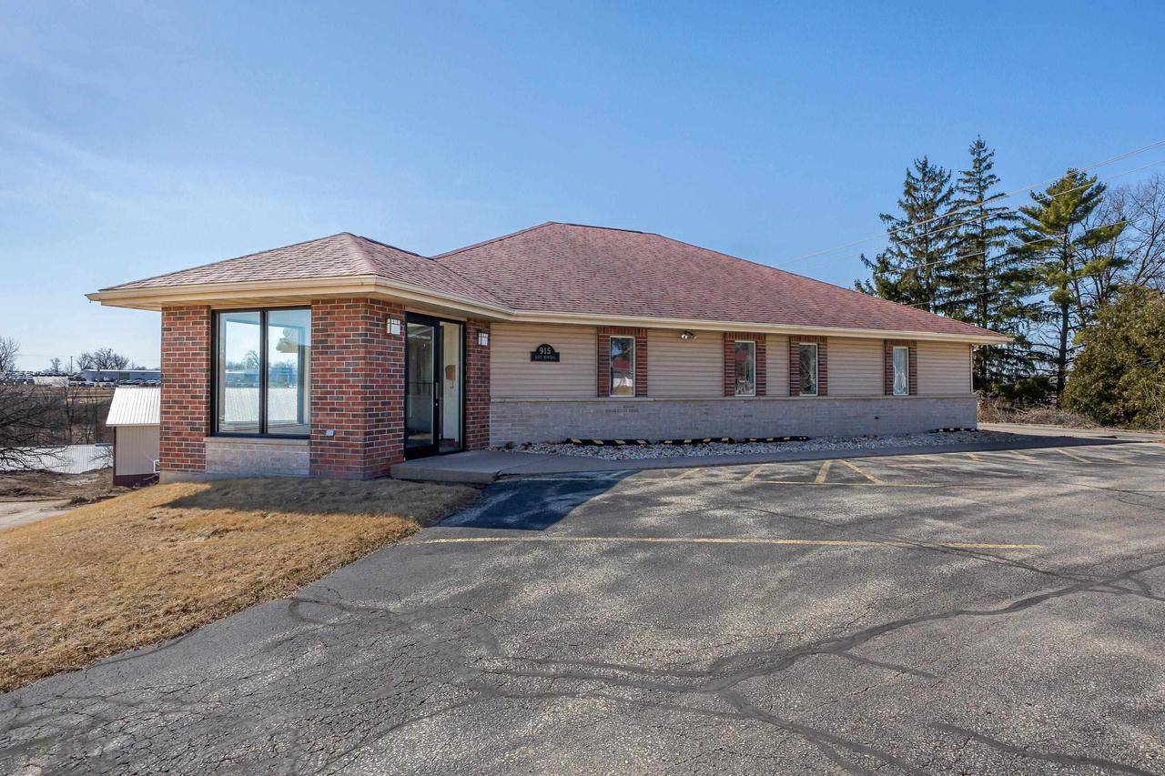 Platteville, WI 53818,915 E Mineral Street