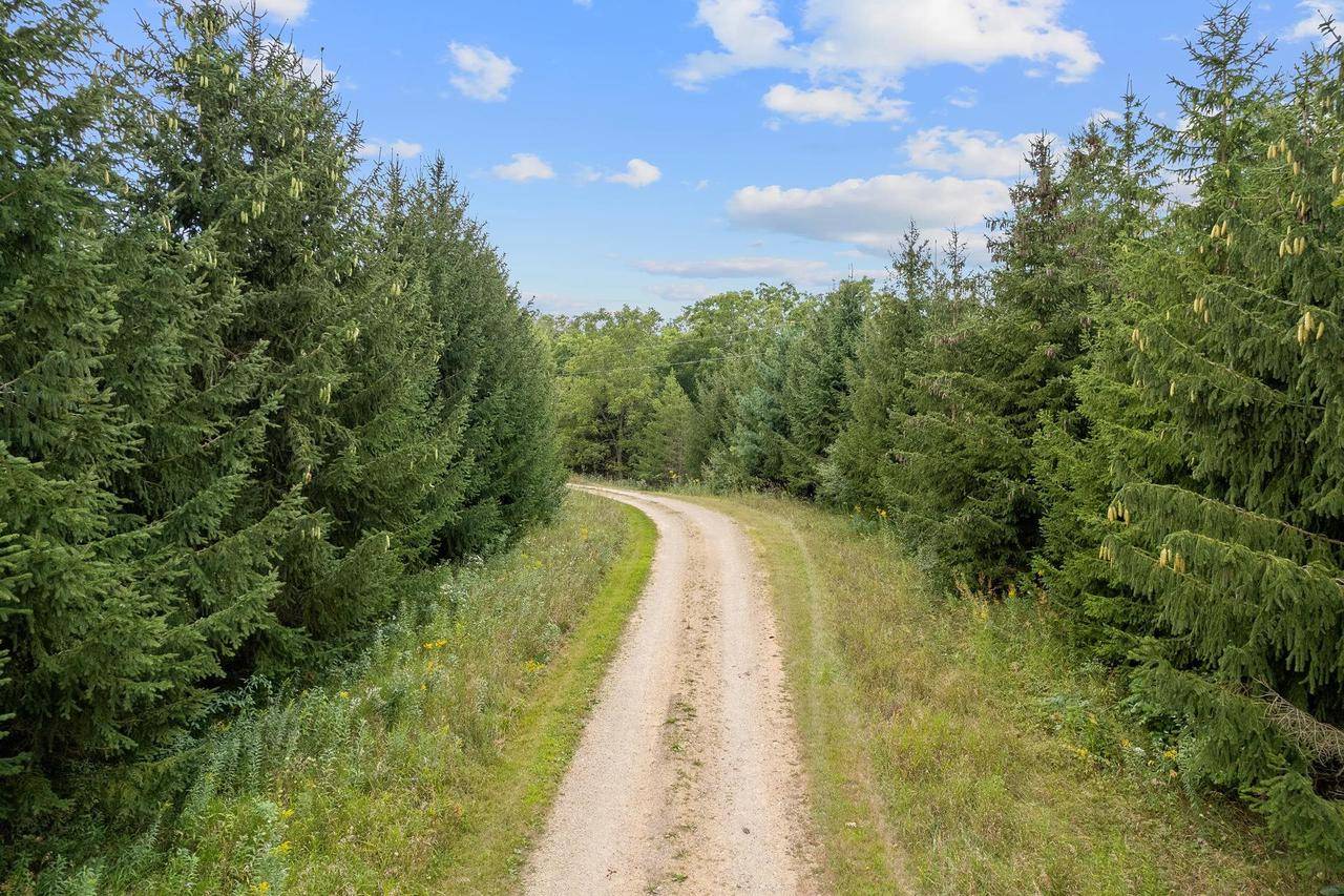 Barneveld, WI 53507,2458 County Road H