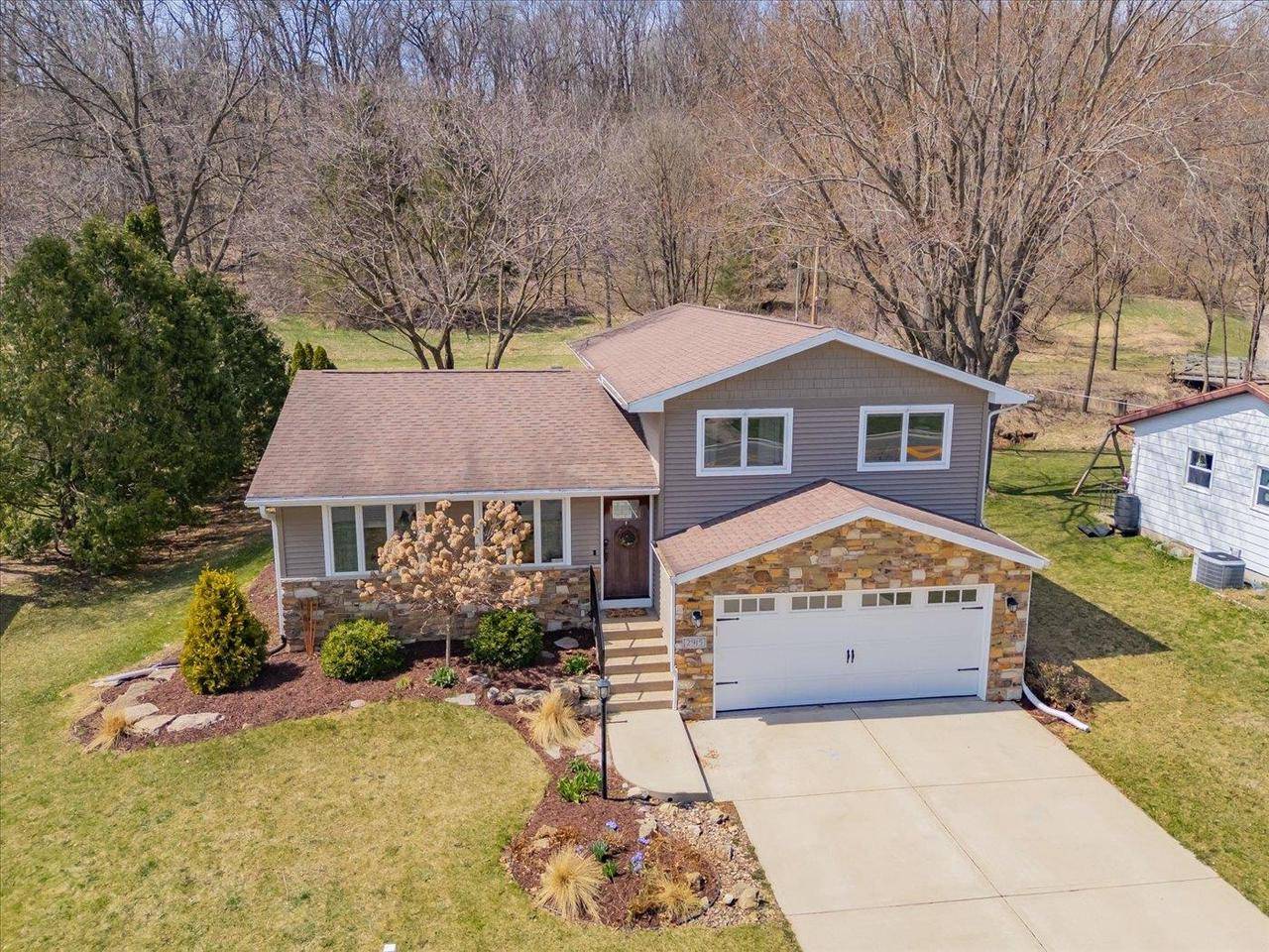 Cross Plains, WI 53528,2915 BREWERY Road