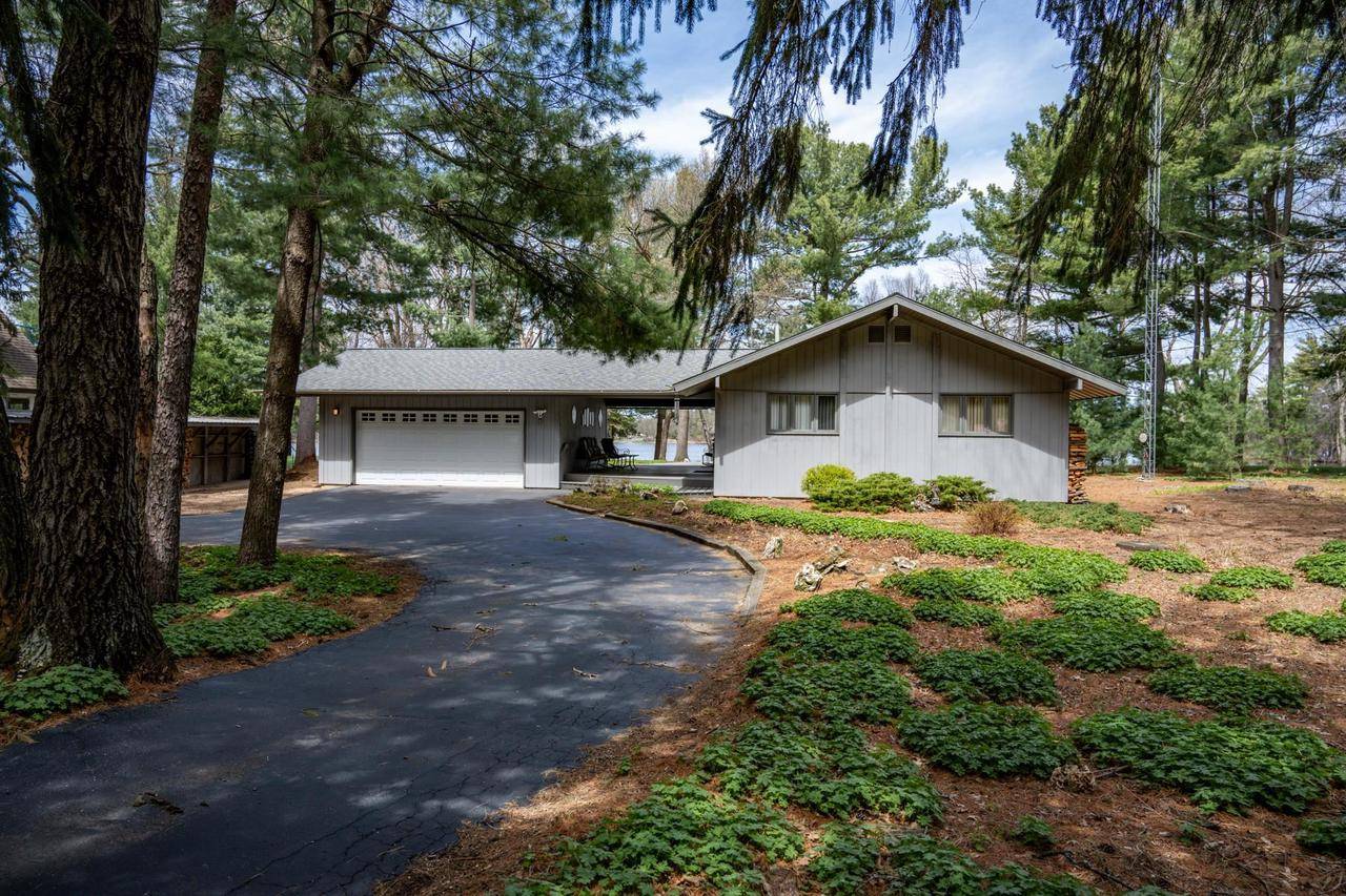 New Lisbon, WI 53950,W5690 Cherokee Lane