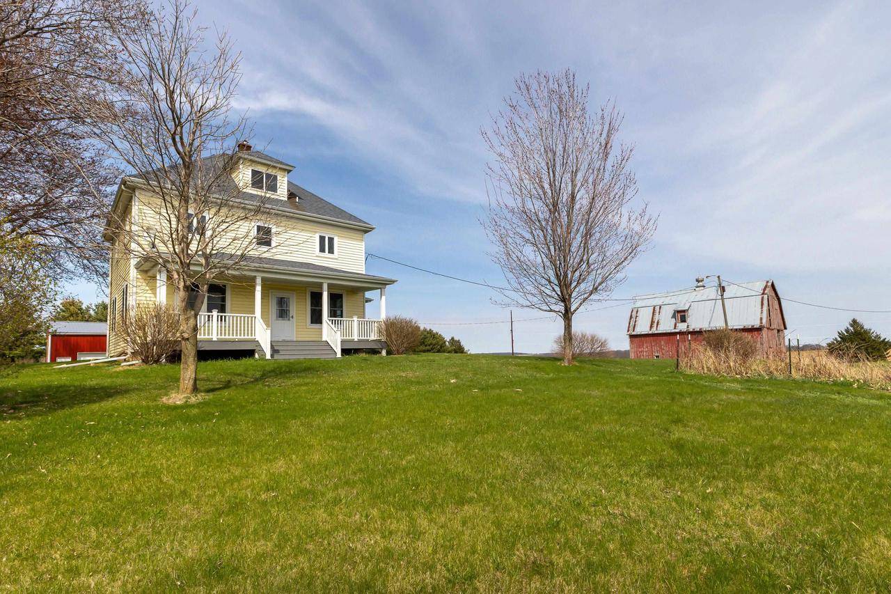 Cuba City, WI 53807,2716 Clay Hollow Road