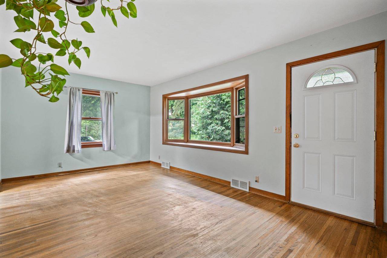 Monona, WI 53716,803 Kelly Place