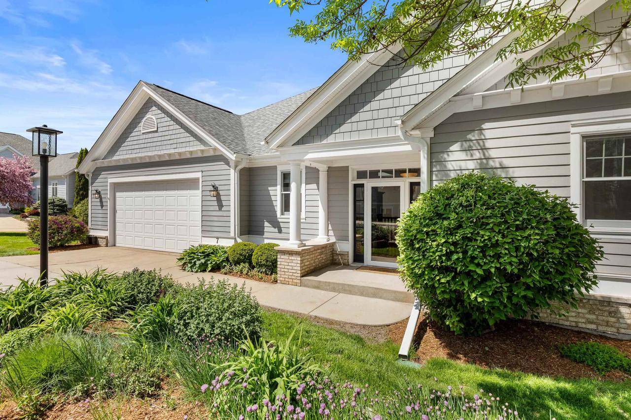 Madison, WI 53717,7 Settler Hill Circle