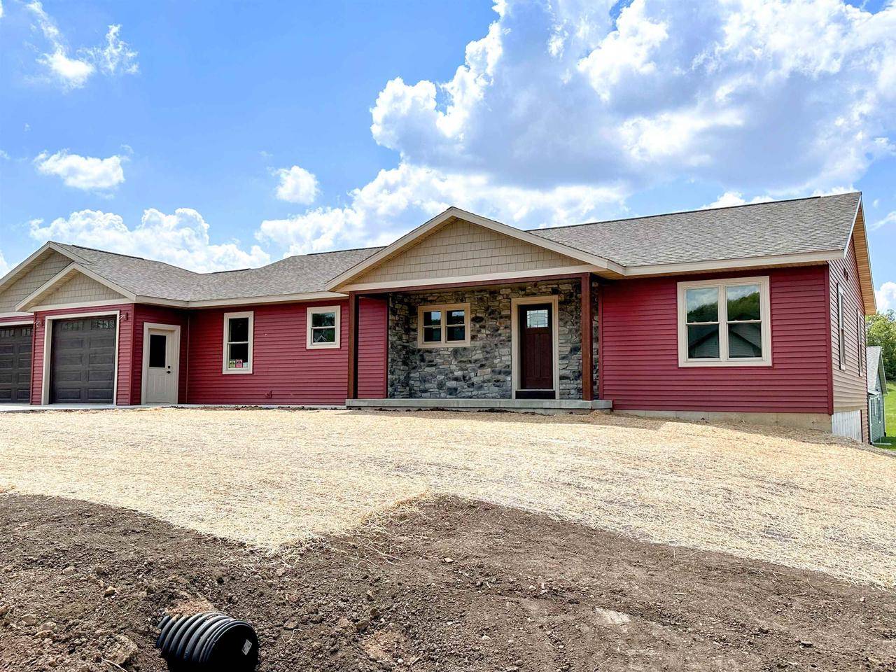 Prairie Du Chien, WI 53821,38069 Red Cedar Circle