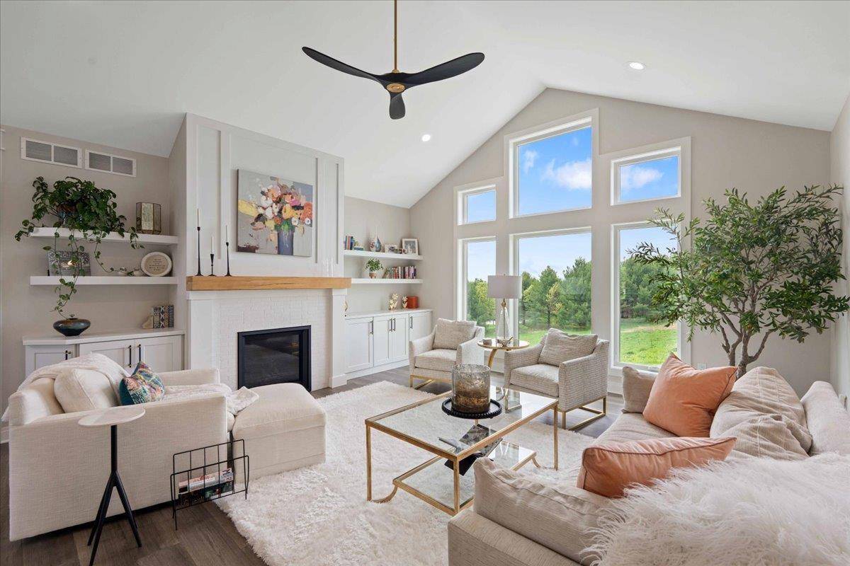 Verona, WI 53593,3181 Fox Hill Trail