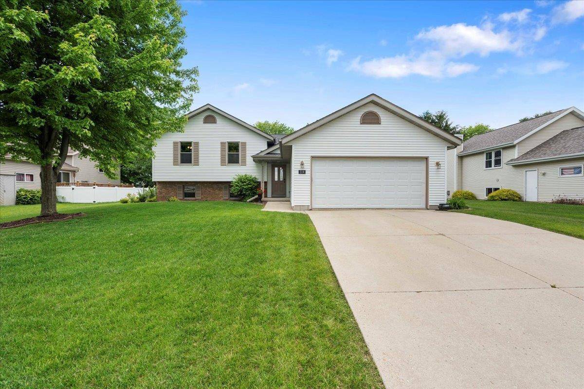 Sun Prairie, WI 53590,114 Weybridge Drive