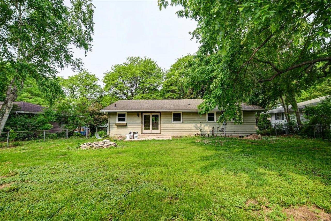 Madison, WI 53716,1213 Bay Ridge Road