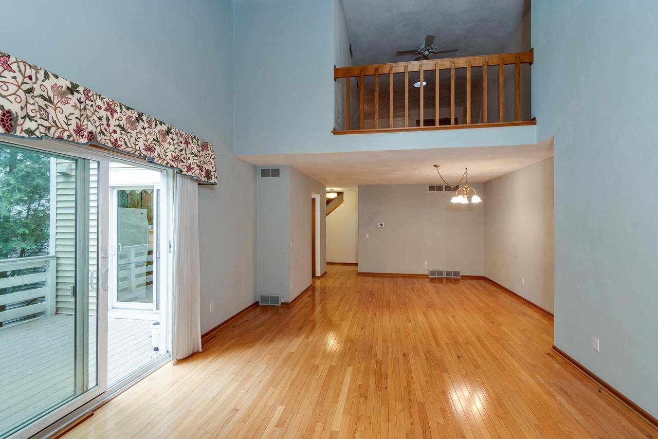 Madison, WI 53717,7423 Cedar Creek Trail