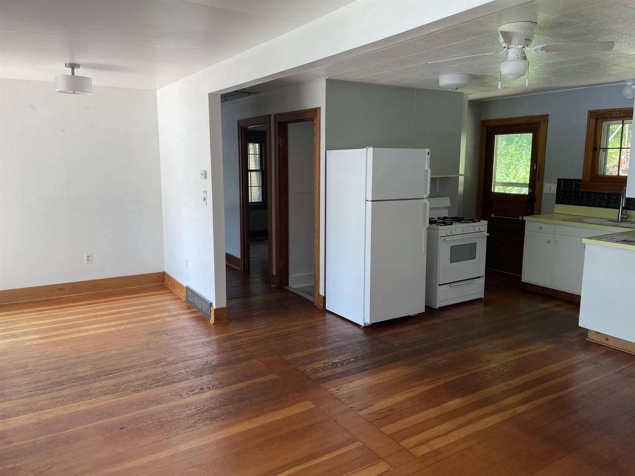 Poynette, WI 53955-9256,W10728 Tipperary Road