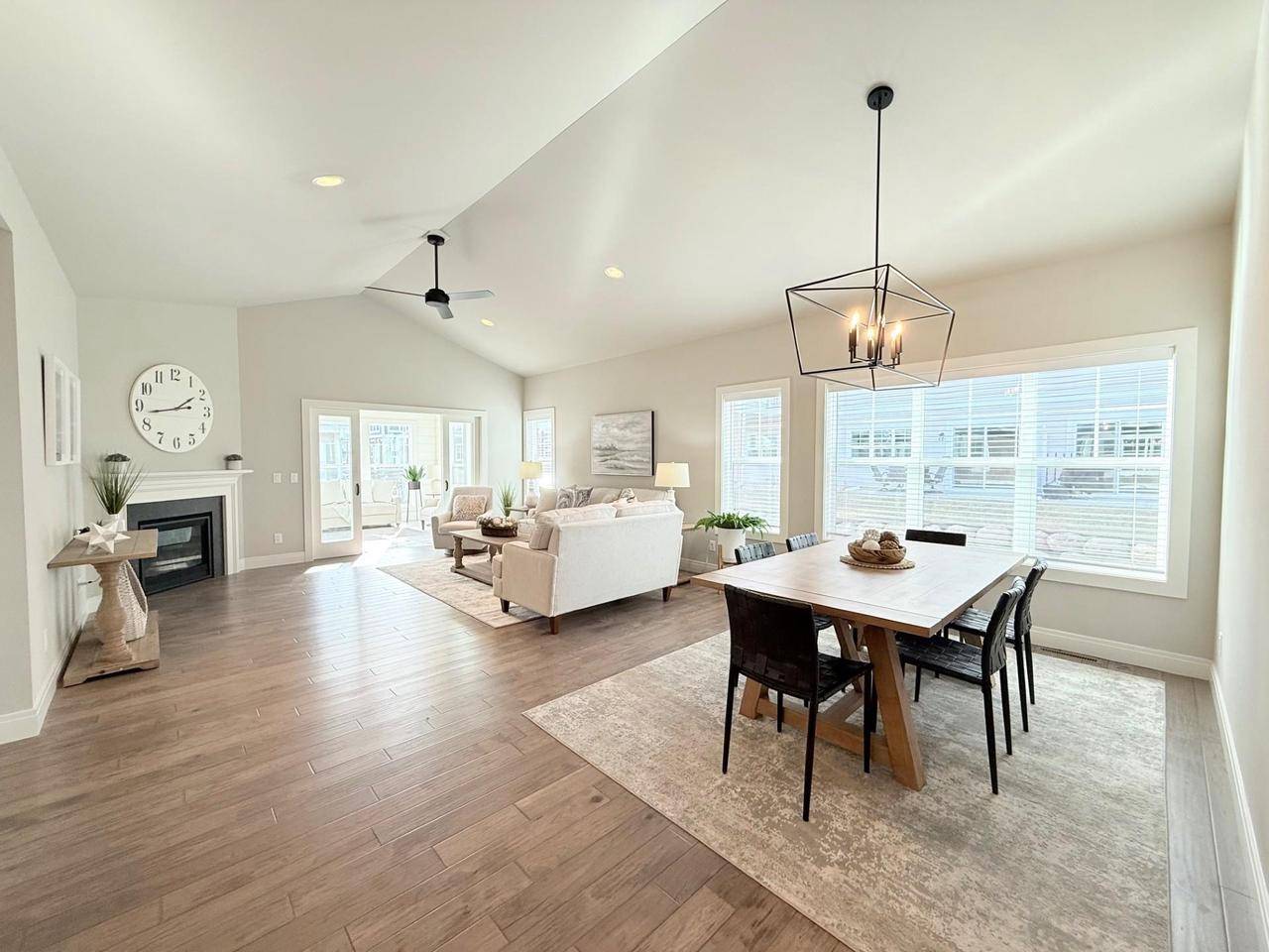 Deforest, WI 53532,Unit 41 Conservancy Plaza