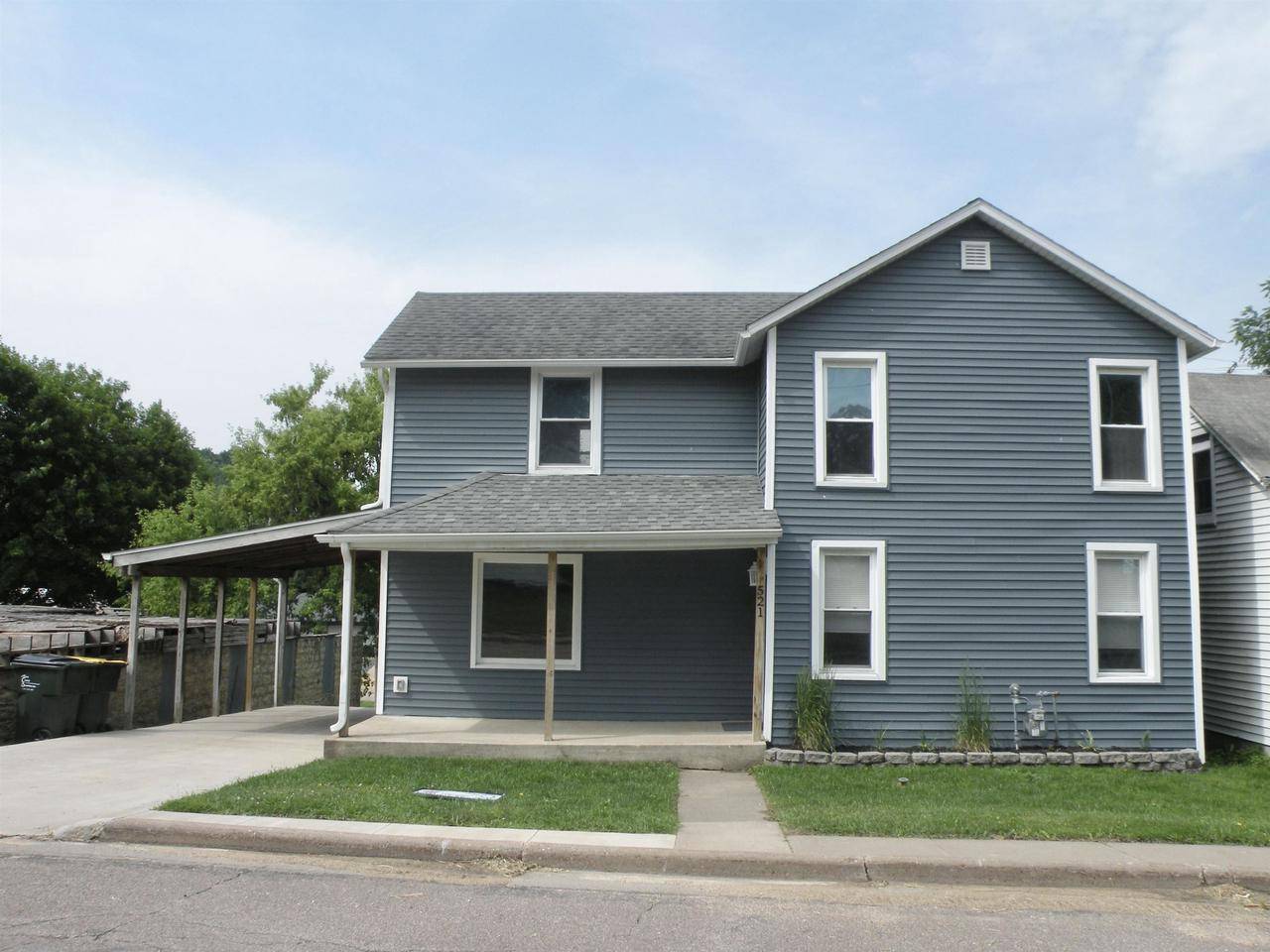 Bloomington, WI 53804,521 Canal Street