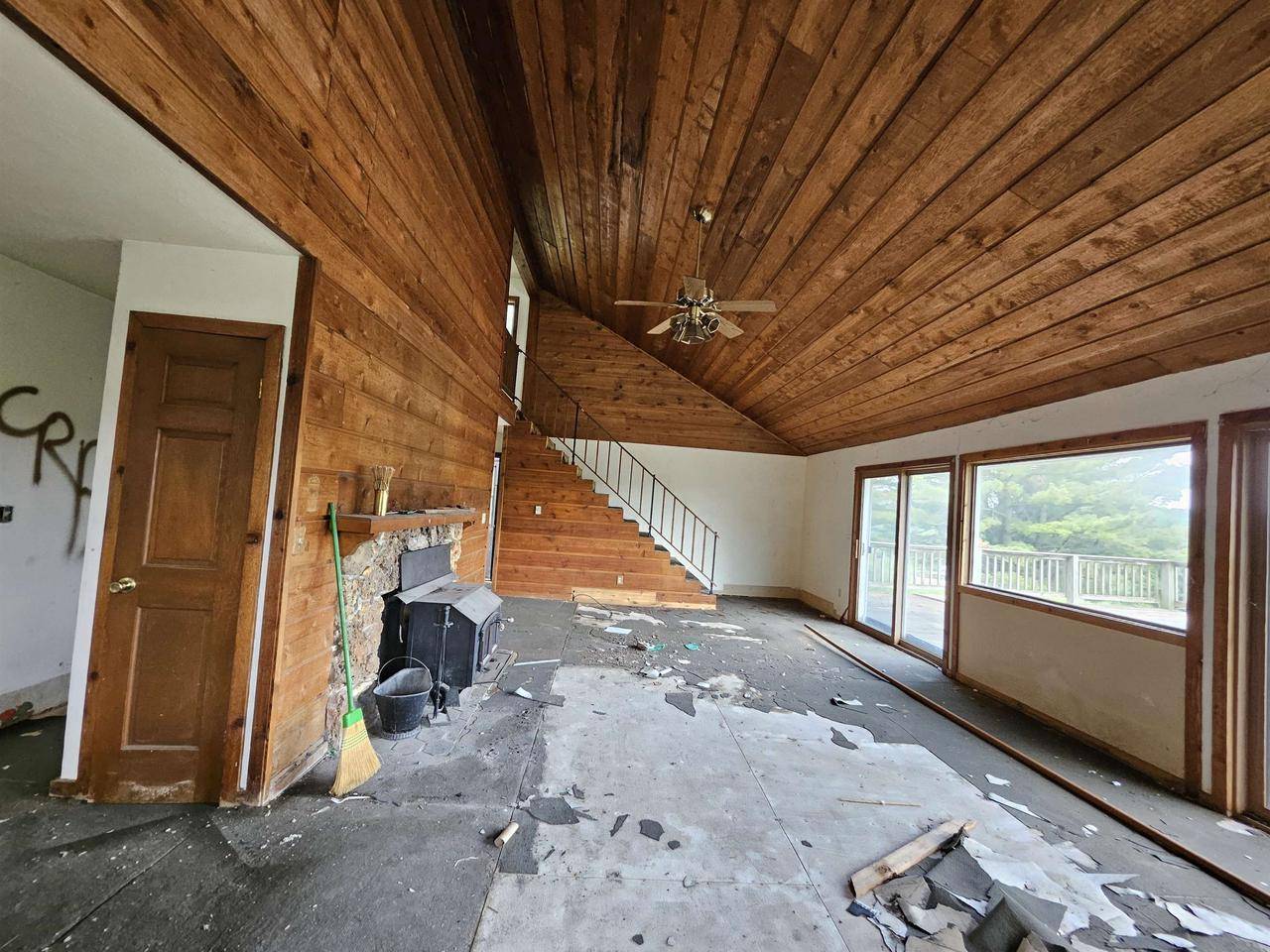 La Valle, WI 53941,S1195 Summit Point Drive