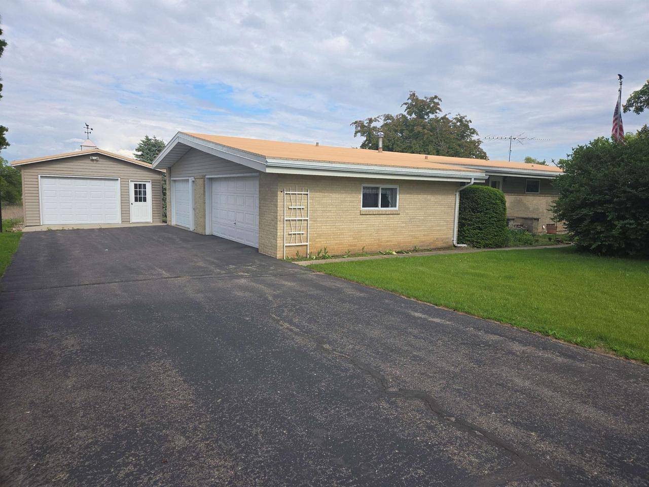 Markesan, WI 53946,230 Gilbertson Street