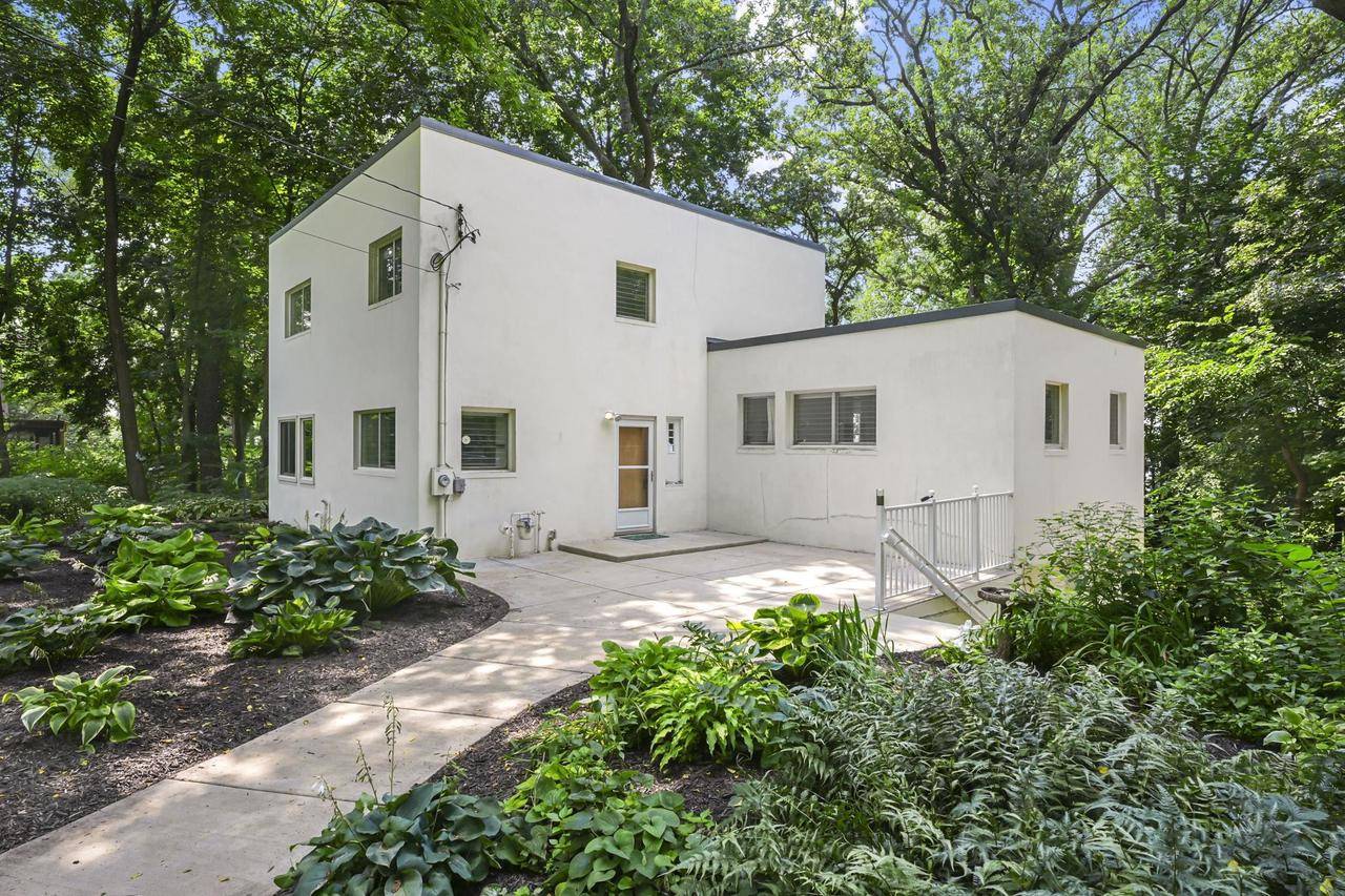 Monona, WI 53716,5903 Winnequah Road