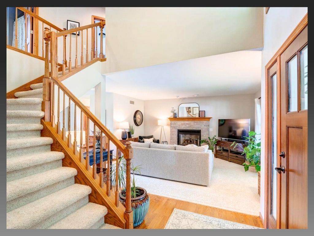 Oregon, WI 53575,974 Peregrine Trail