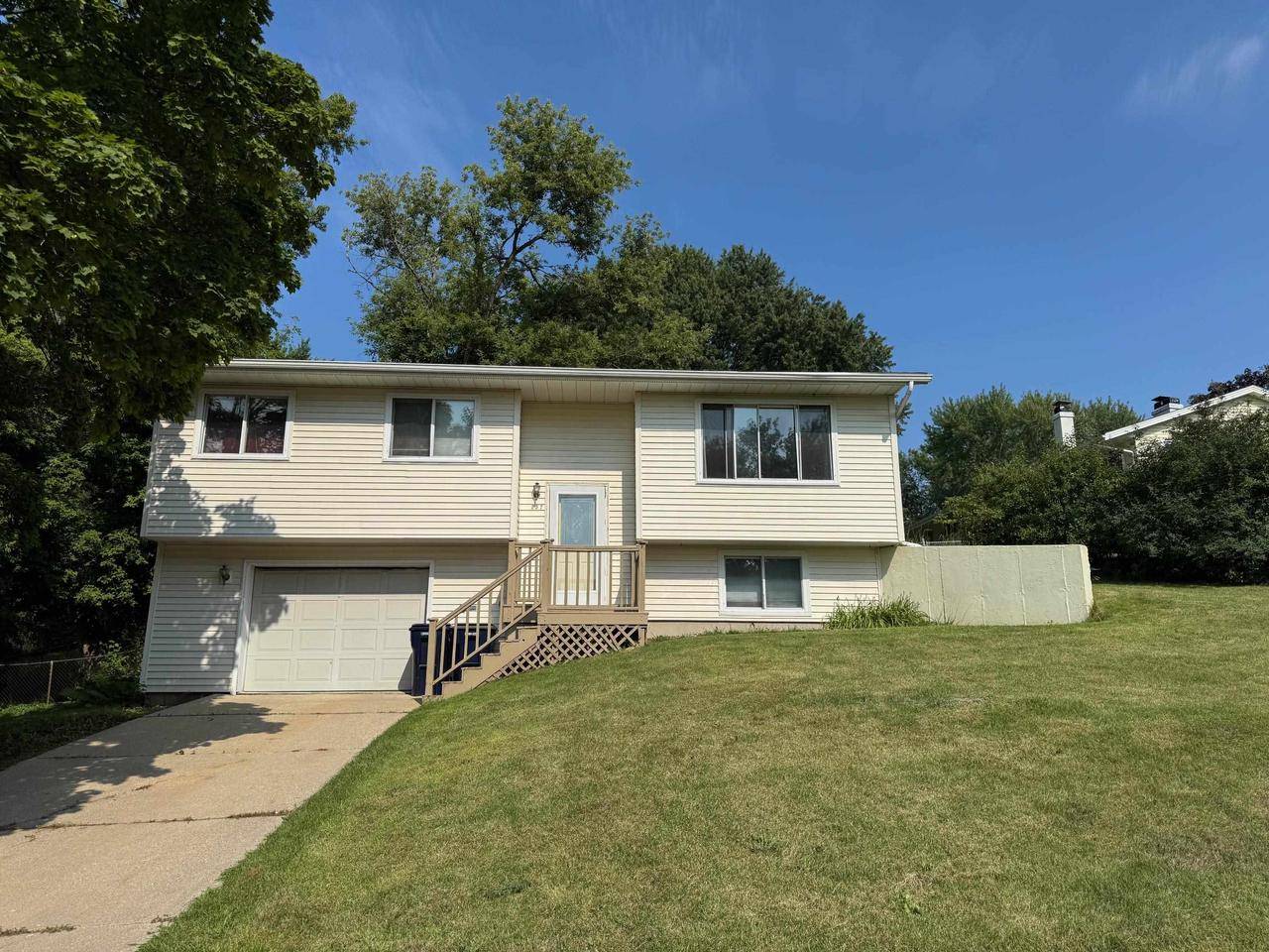 Janesville, WI 53546,237 Valley Drive