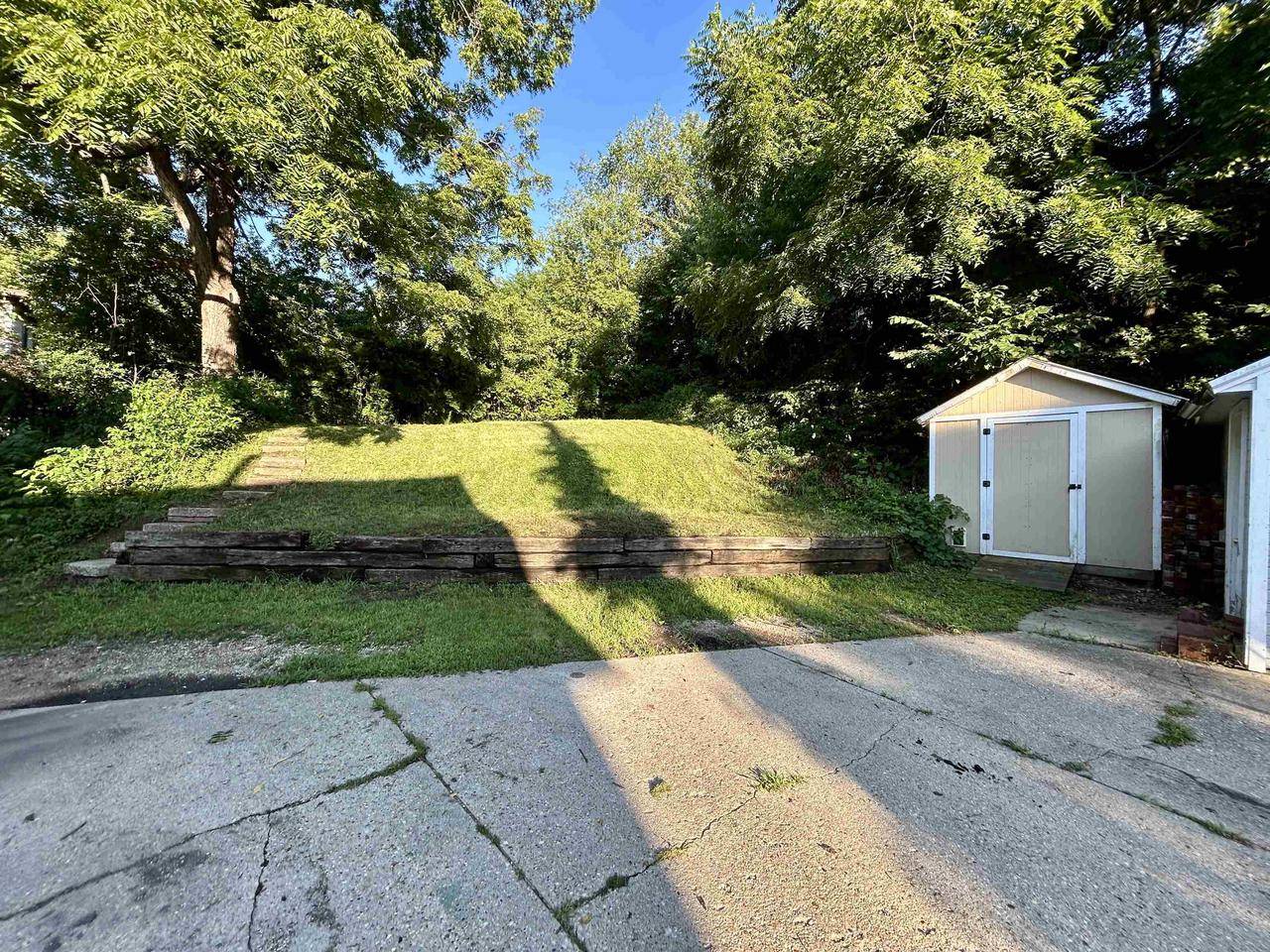 Janesville, WI 53545,320 E Racine Street